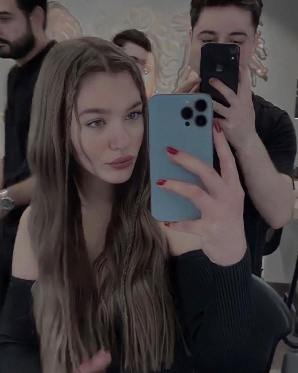 Melisa Döngel esmer oldu