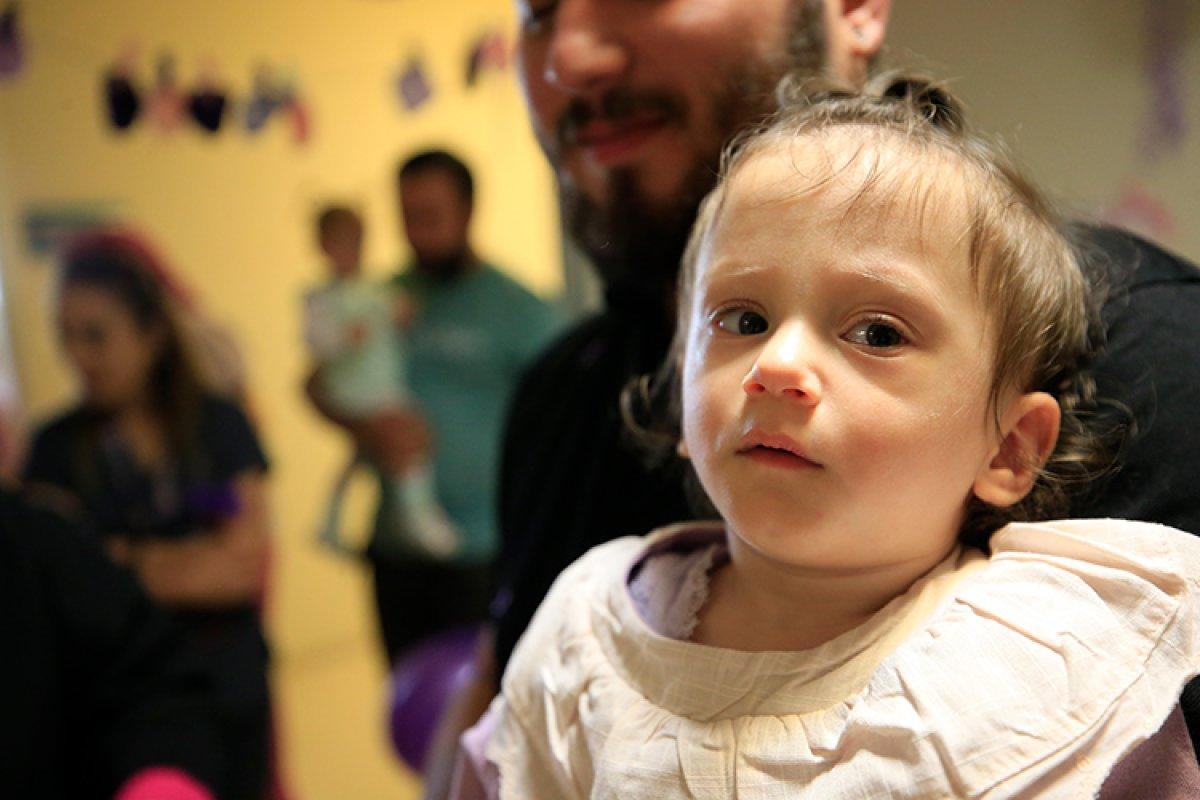 Antalya'da 410 gram doğan bebek, 1,5 yaşında