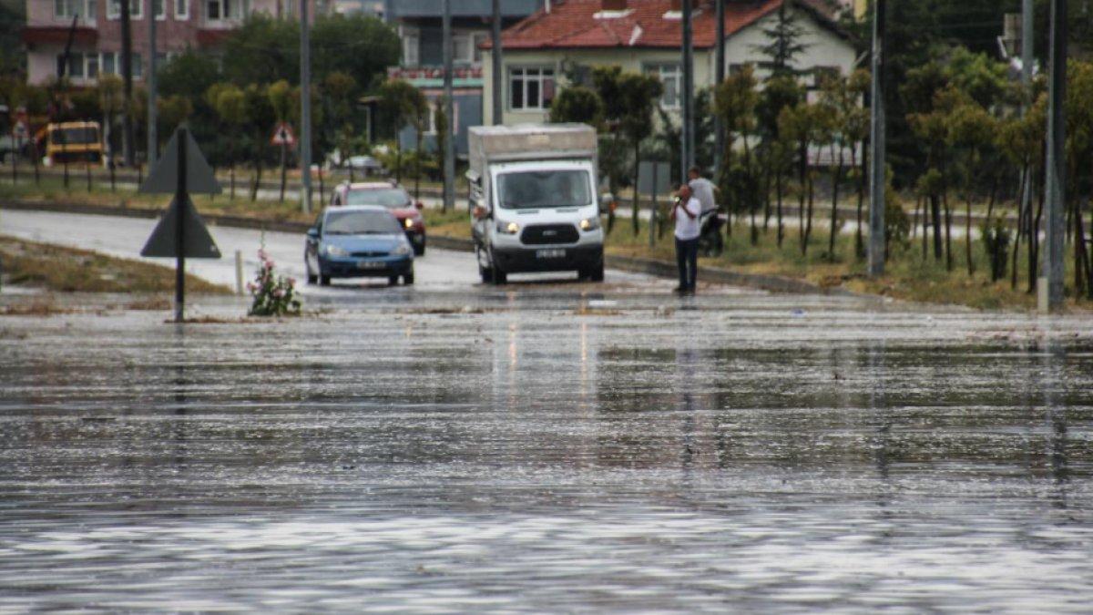 Meteoroloji'den 17 kente sarı kodlu uyarı