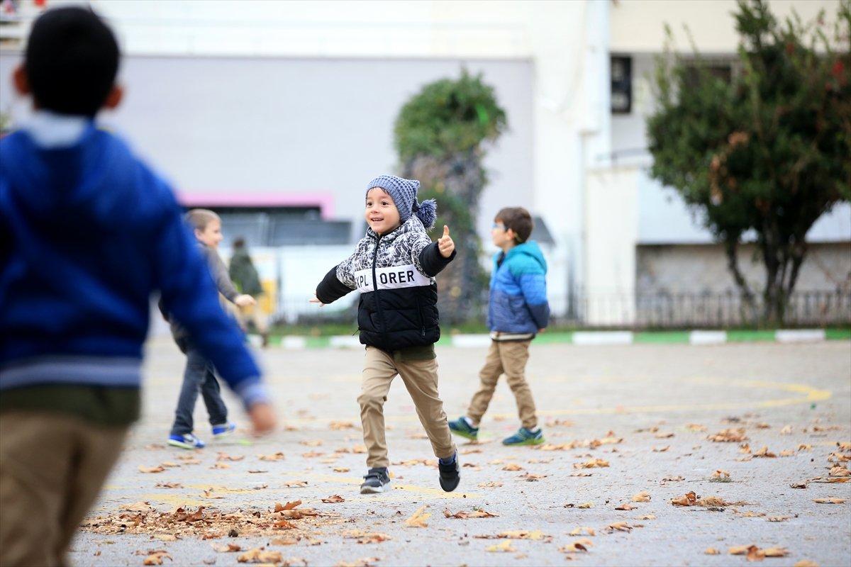 Ara tatilin ardından 19 milyon öğrenci için bugün ders zili çaldı