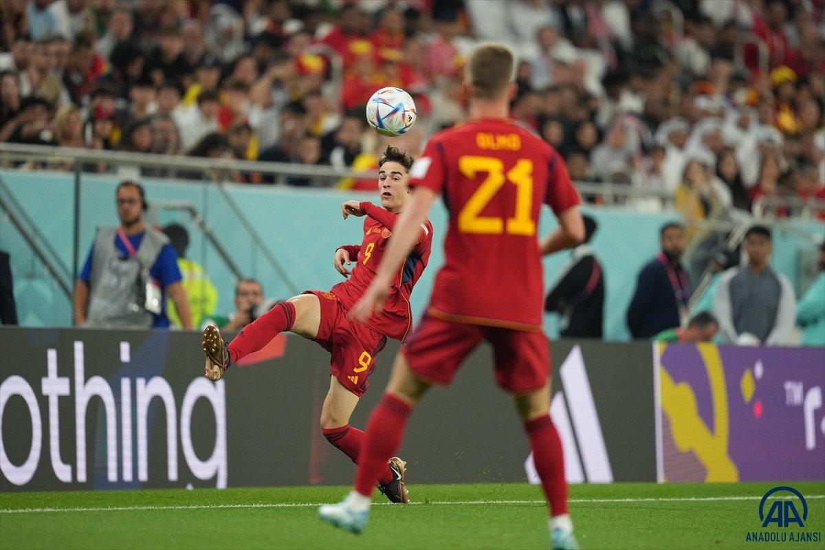 İspanya, Kosta Rika'yı 7 golle geçti