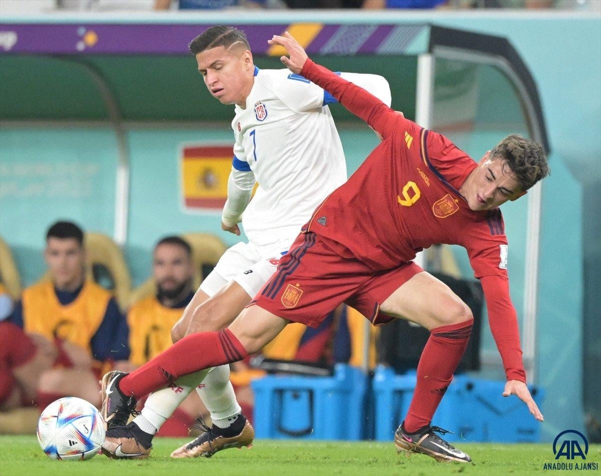 İspanya, Kosta Rika'yı 7 golle geçti