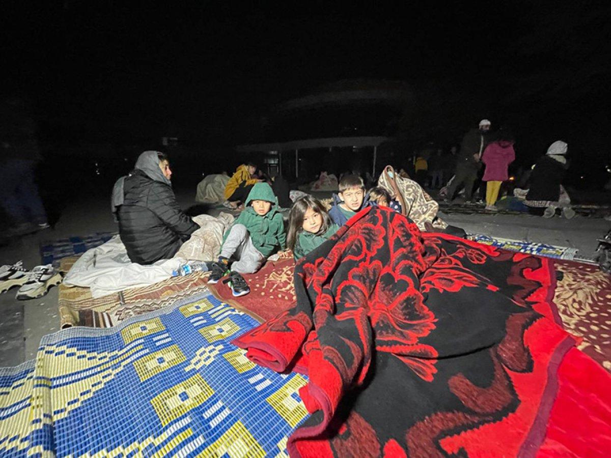 Düzce'de 5,9 büyüklüğündeki sarsıntı, 1999 depremini hatırlattı