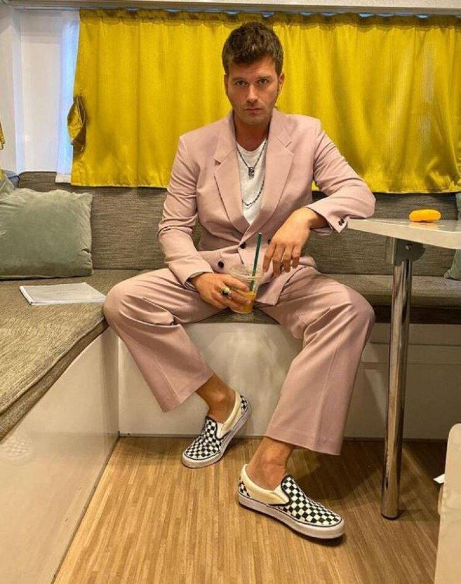 Kıvanç Tatlıtuğ'un dövmesinin sırrı çözüldü