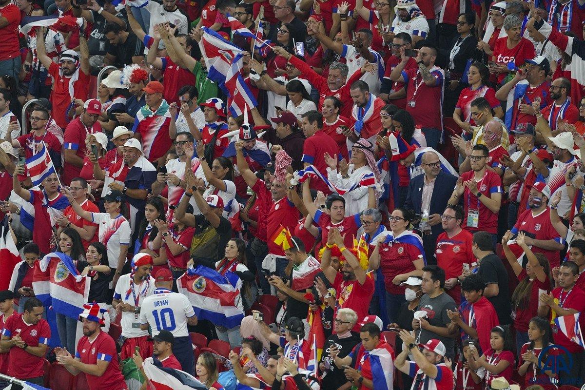 İspanya, Kosta Rika'yı 7 golle geçti