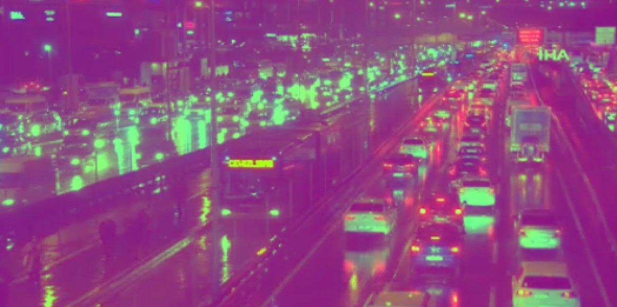İstanbul’da trafik yoğunluğu yüzde 90'a ulaştı