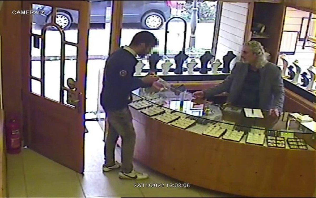 Zonguldak'ta 'Bunu yapmak zorundayım' notuyla kuyumcudan bilezik çaldı