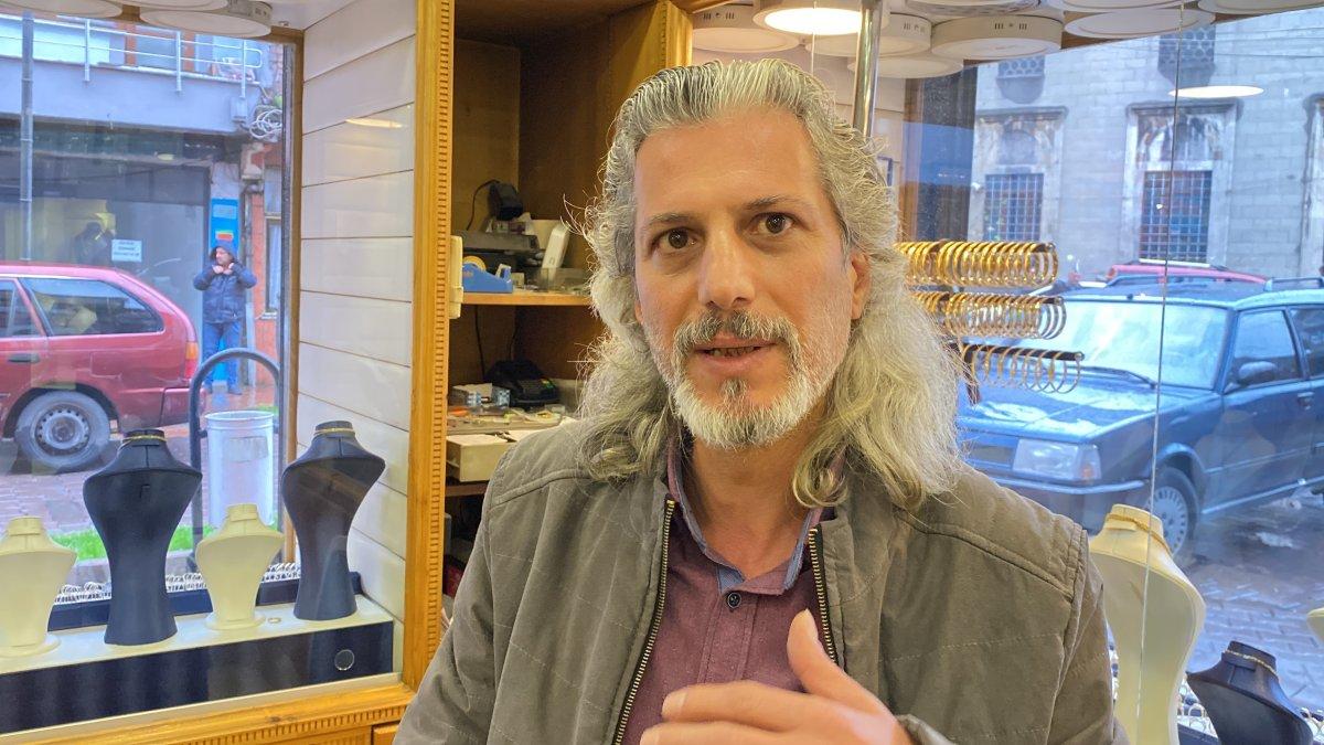 Zonguldak'ta 'Bunu yapmak zorundayım' notuyla kuyumcudan bilezik çaldı
