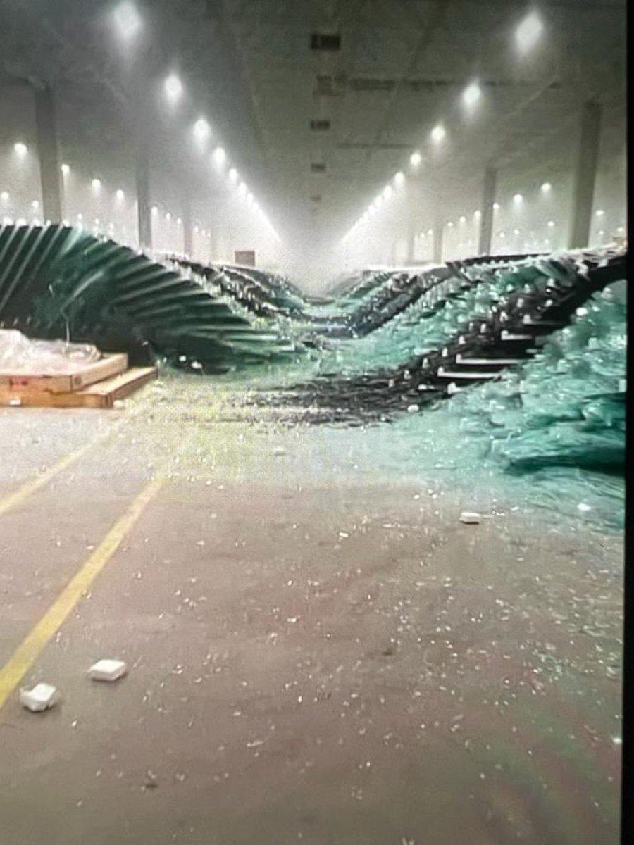 Düzce'de depremin ardından cam fabrikası görüntülendi