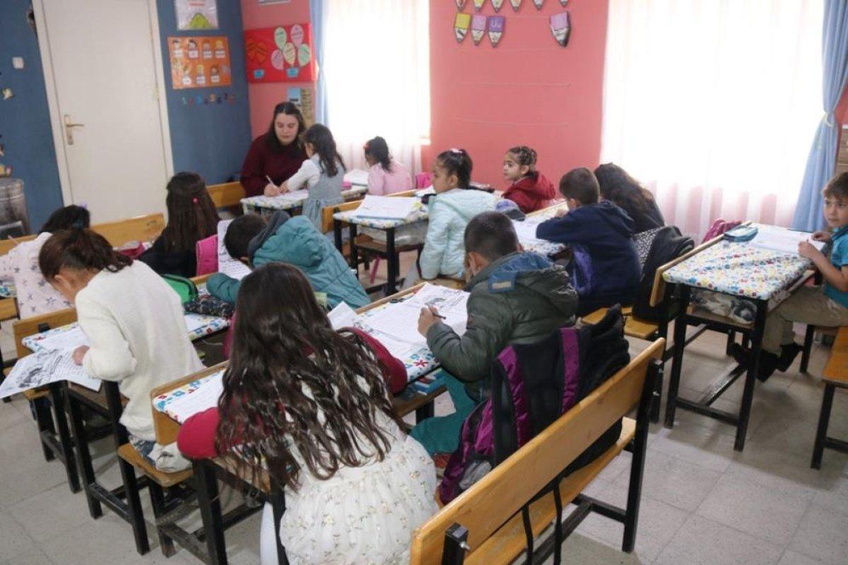 Doğuda öğretmen olmanın güzelliklerini ve zorluklarını anlattılar