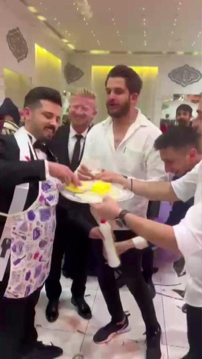 Kahramanmaraş’ta düğünde damada bulaşık sürprizi yapıldı