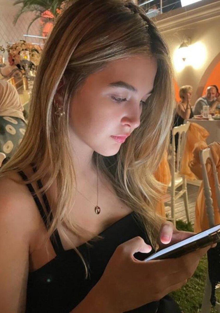 Emine Ün'ün kızı Duru 18 oldu