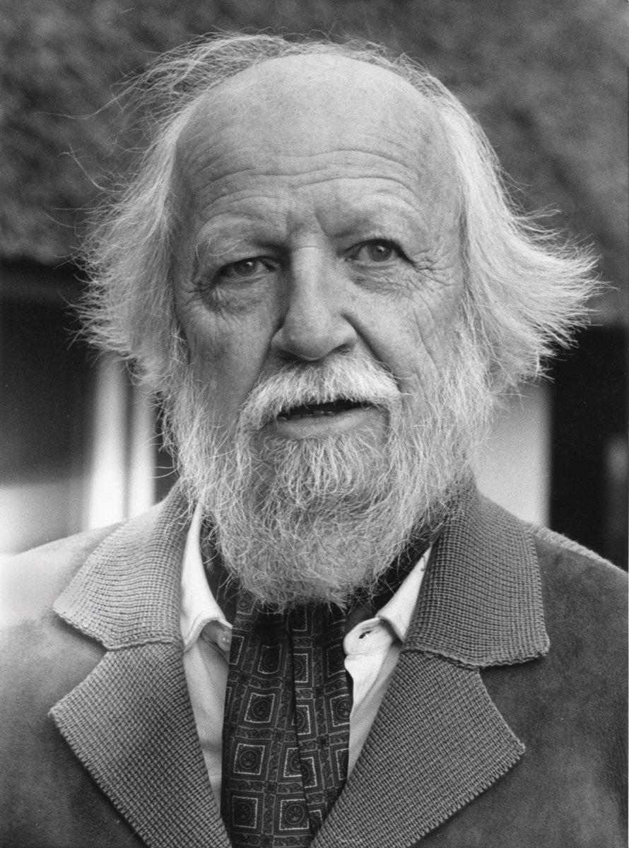 Sineklerin Tanrısı romanıyla okurları derinden etkileyen bir yazar: William Golding