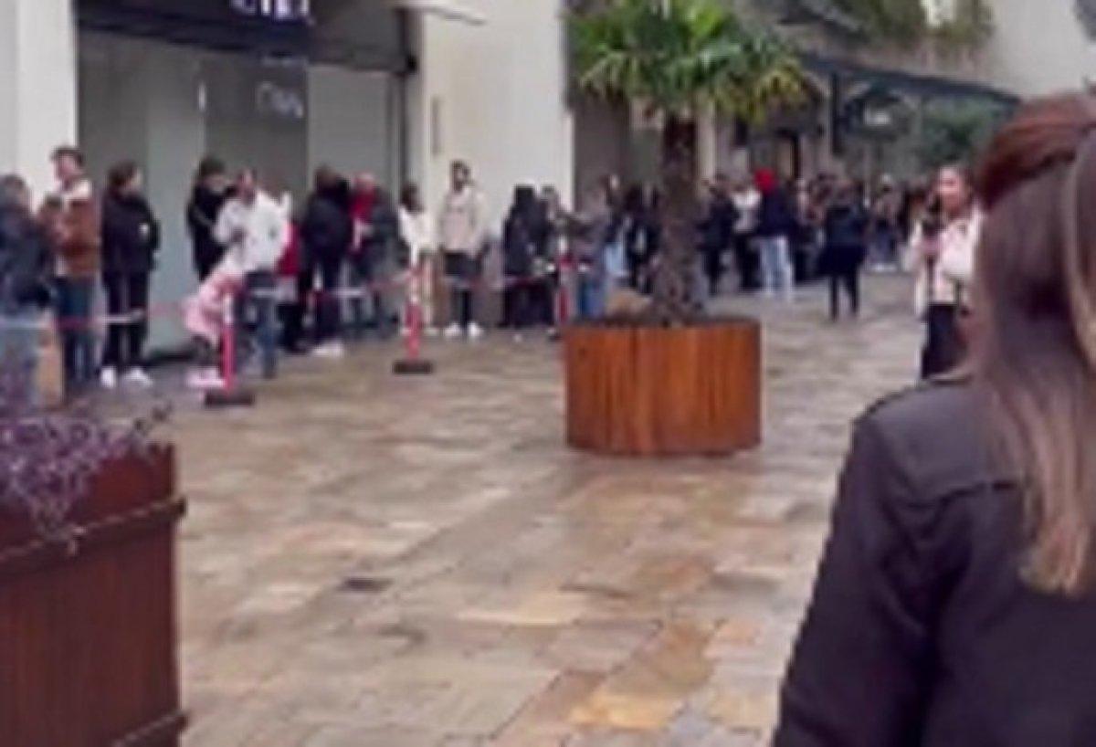 İzmir'de alışveriş izdihamında cüzdan kavgası 