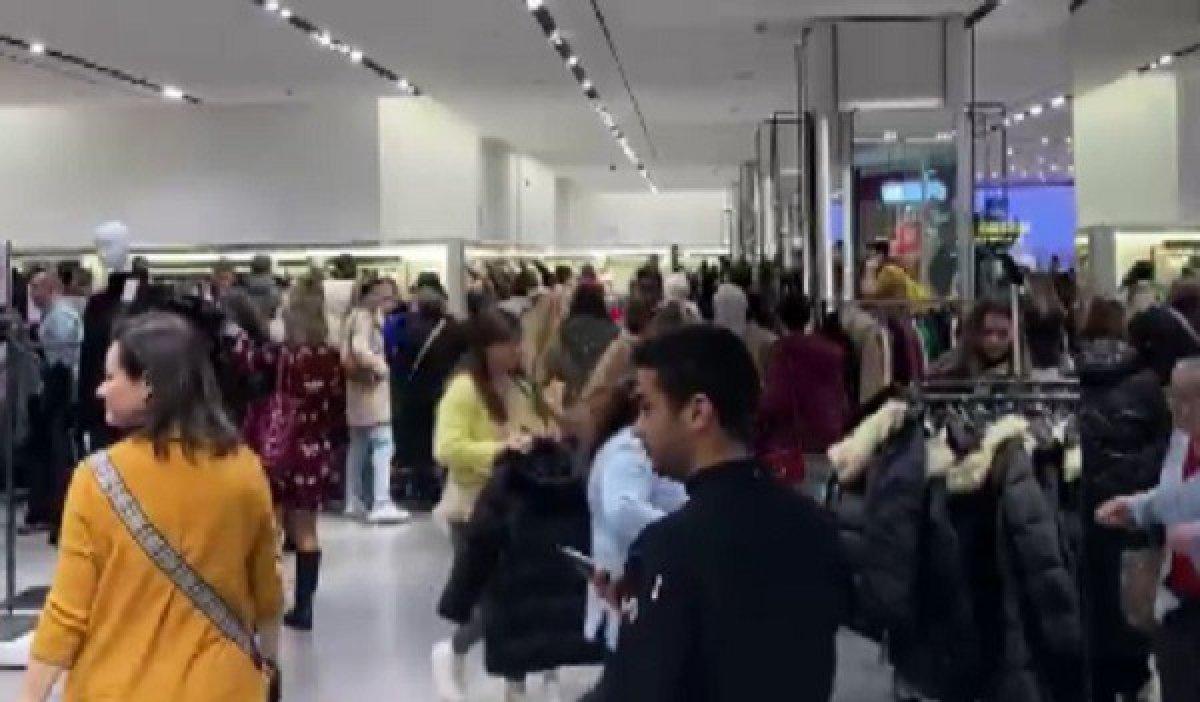 İzmir'de alışveriş izdihamında cüzdan kavgası 