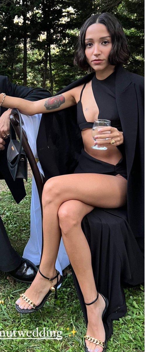 Zeynep Bastık, Dünya Kupası için Katar'da konser verdi