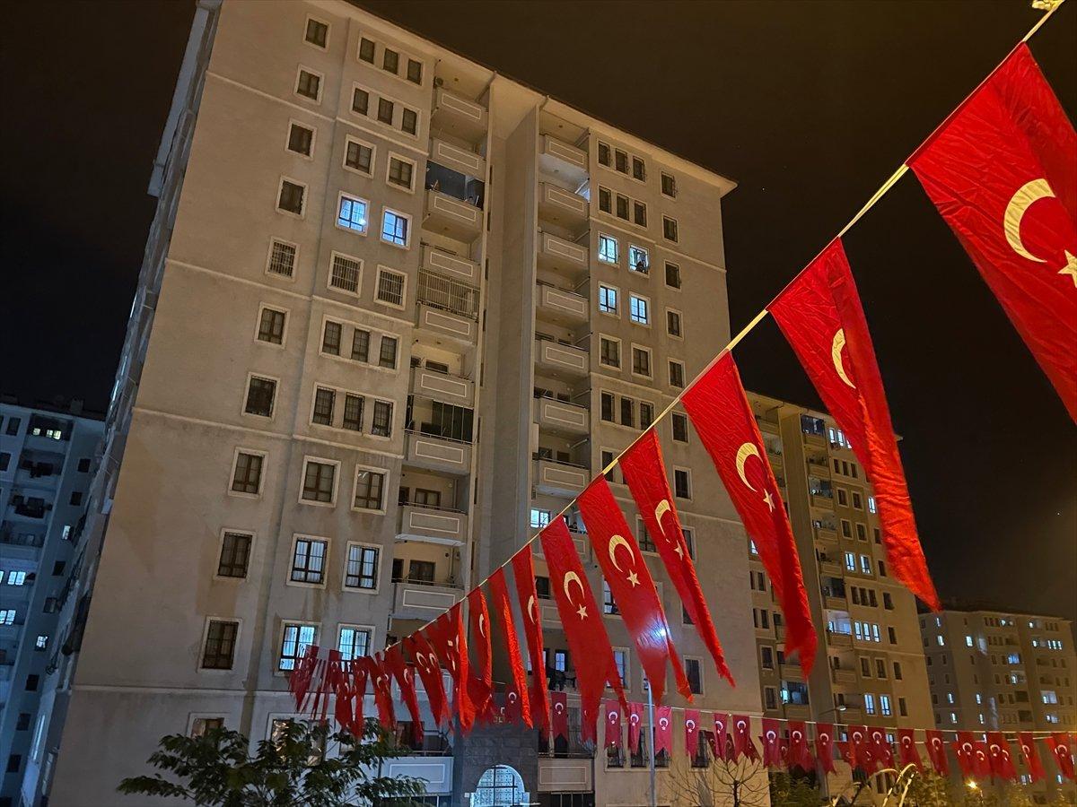 Pençe-Kilit şehitleri Uğurlu ve Demir'in ailelerine haber ulaştı