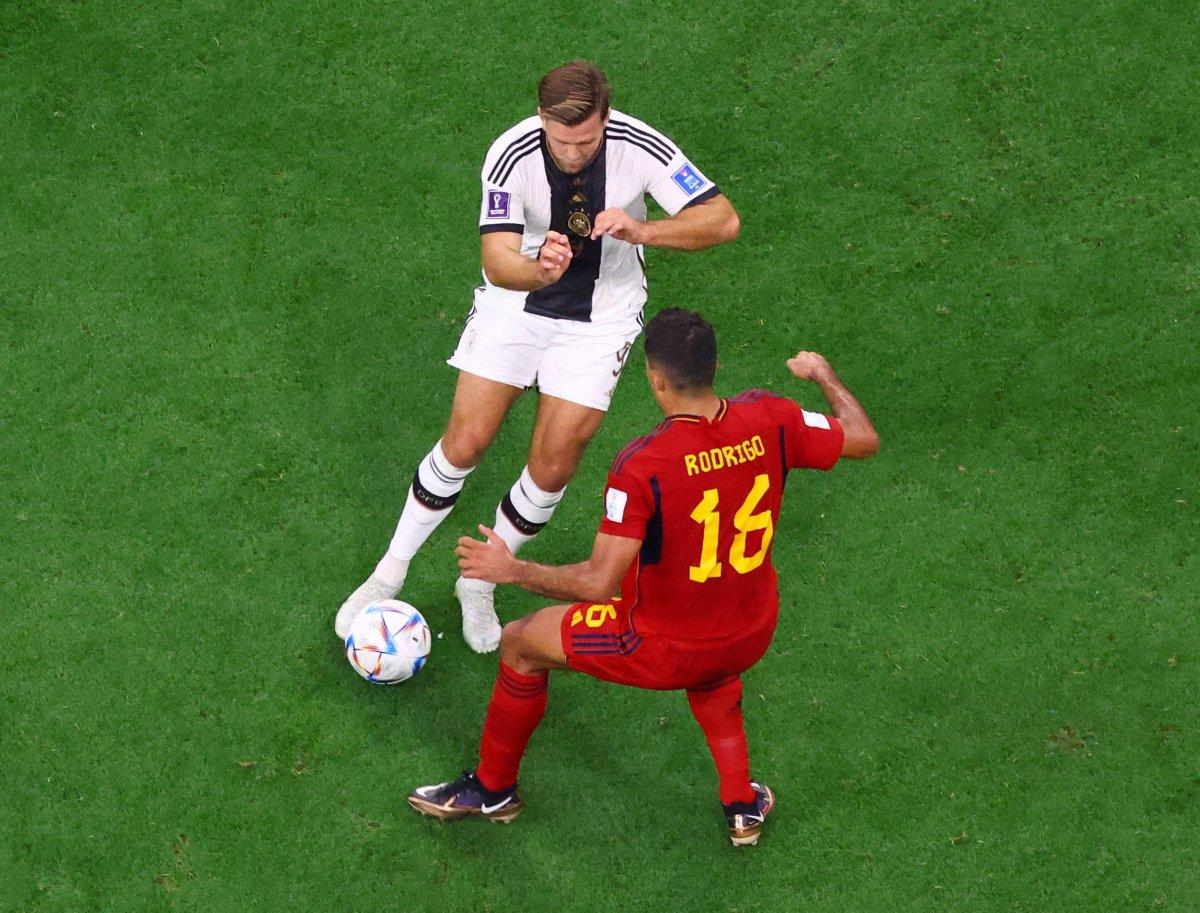 İspanya ile Almanya yenişemedi