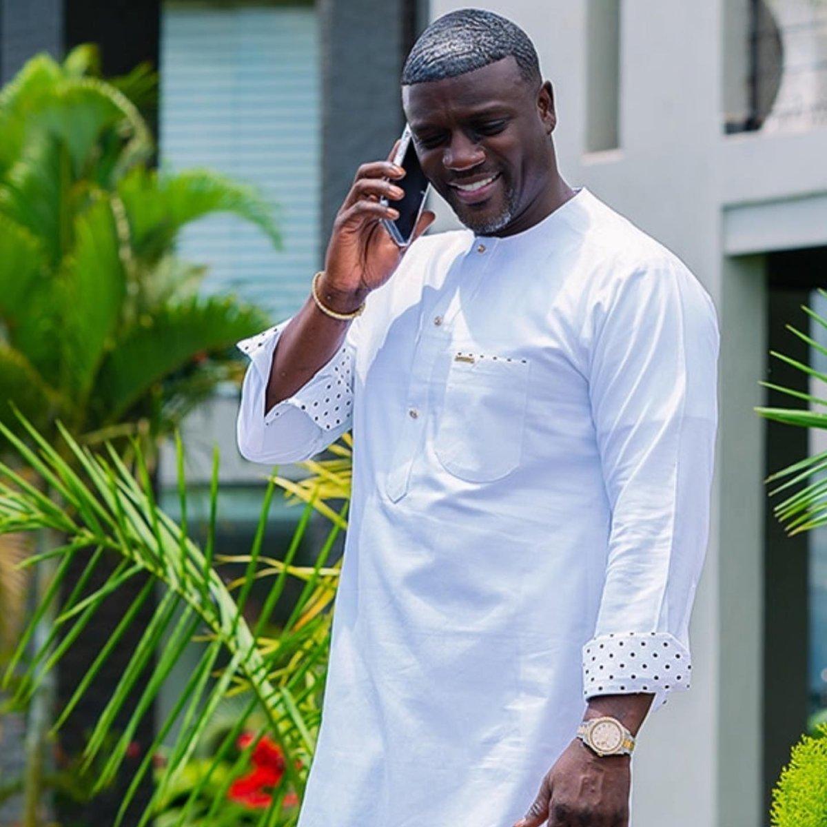 Murat Boz saç ektirdi