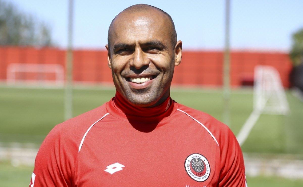 Mert Nobre: Fenerbahçe bir adım önde