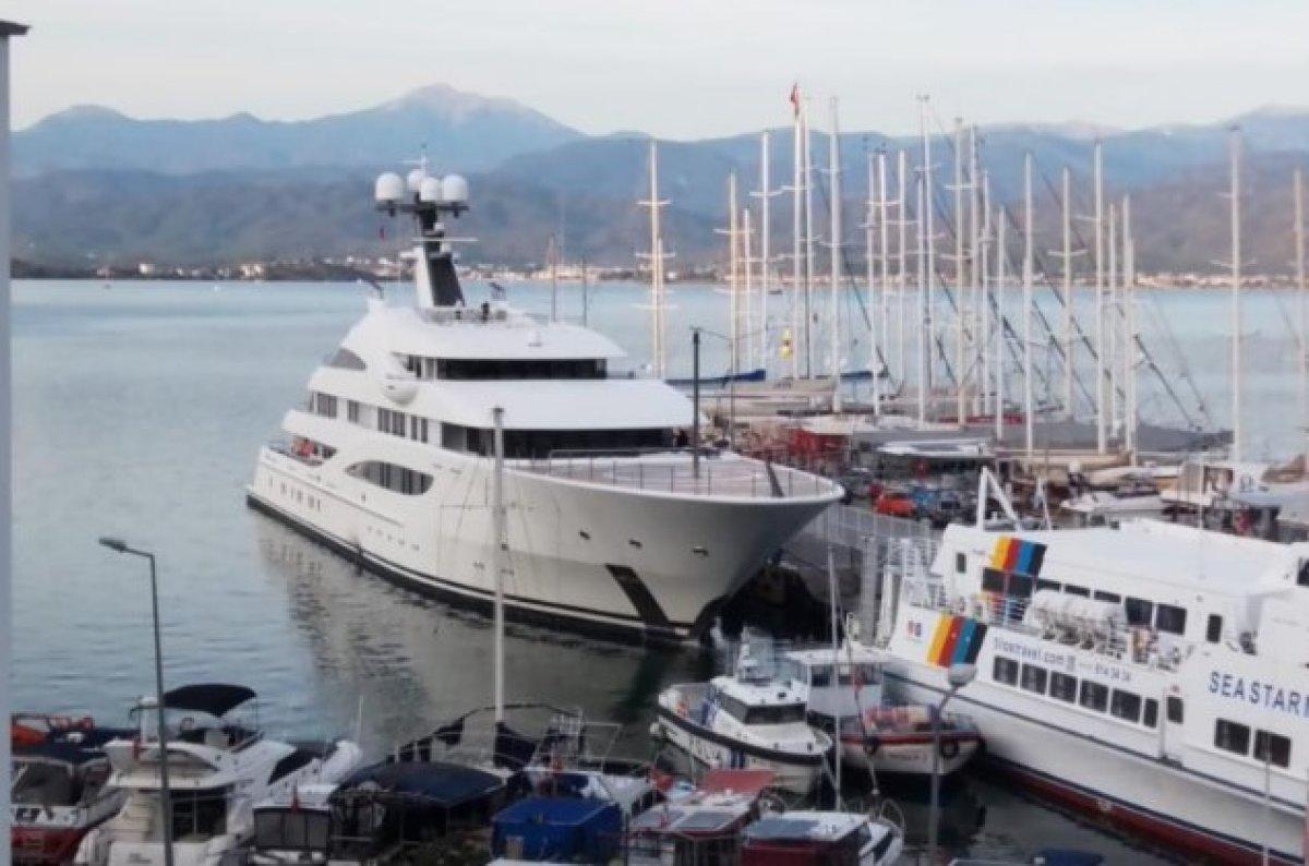 Lüks mega yat 'Amatasia' Fethiye'de