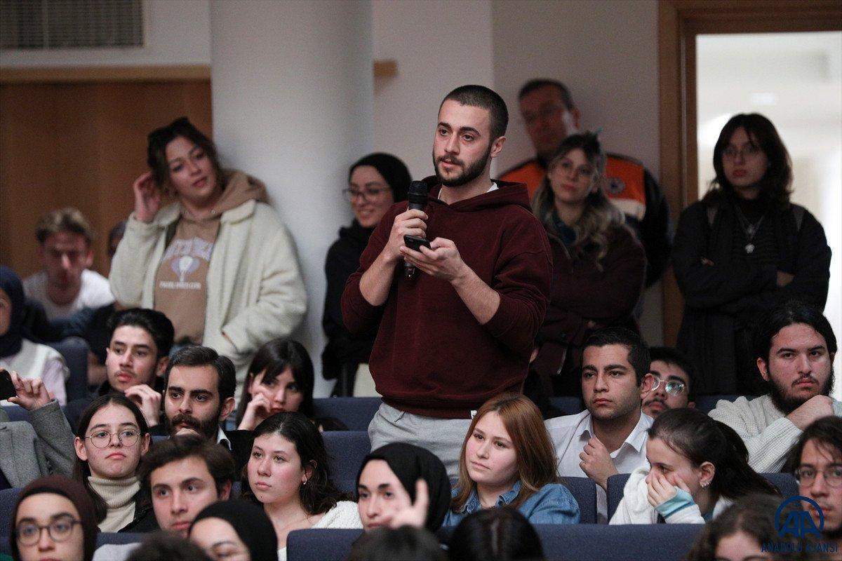 Kemal Kılıçdaroğlu üniversite öğrencileriyle buluştu