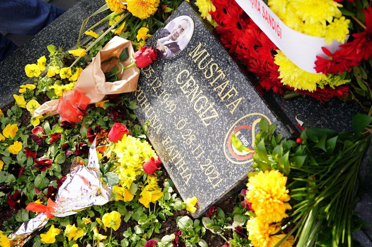 Mustafa Cengiz kabri başında anıldı