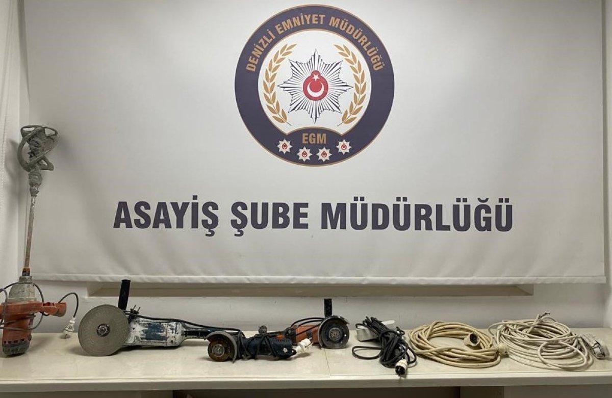 Denizli’de kumar ve fuhuş operasyonunda 11 kişi yakalandı