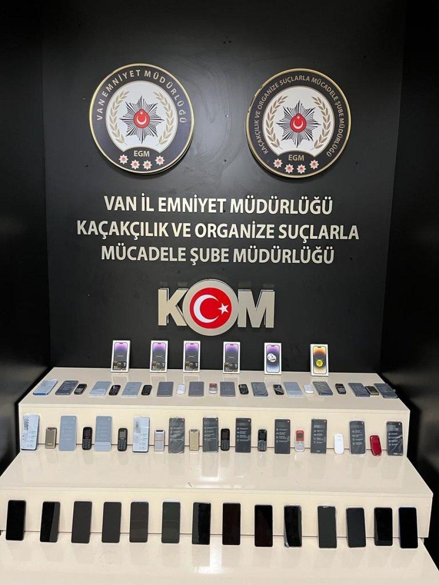Van'da gümrük kaçakçılığı operasyonu