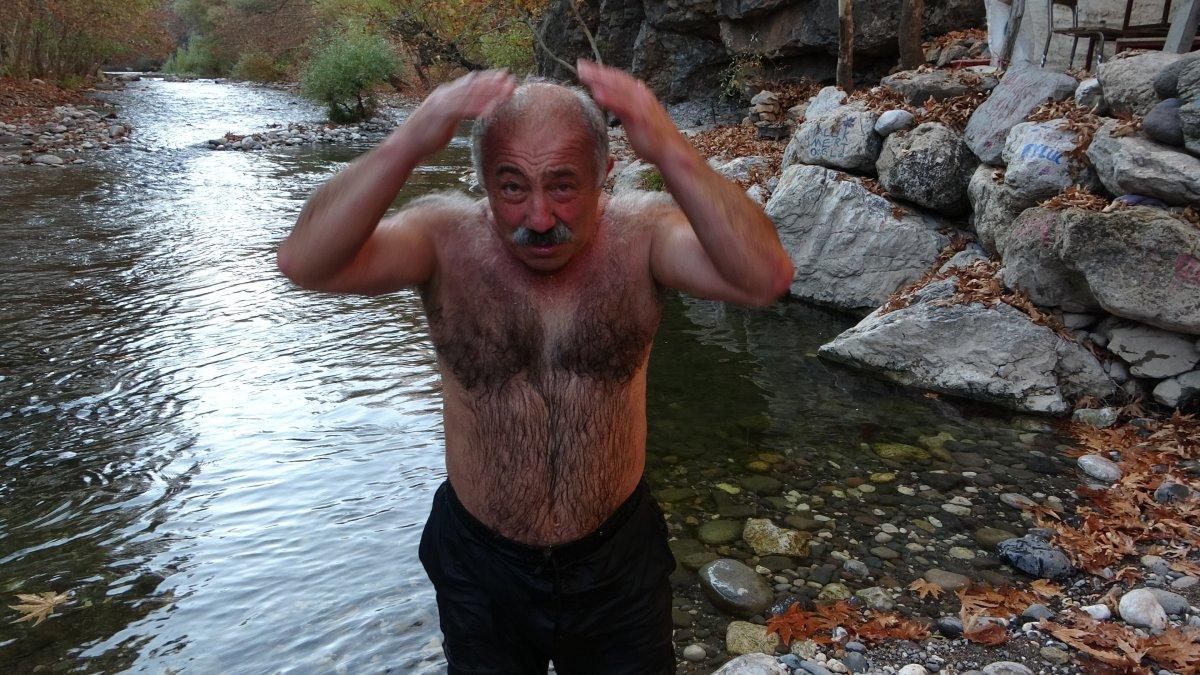 Malatya'da Arapgirli Tarzan'a soğuk işlemiyor