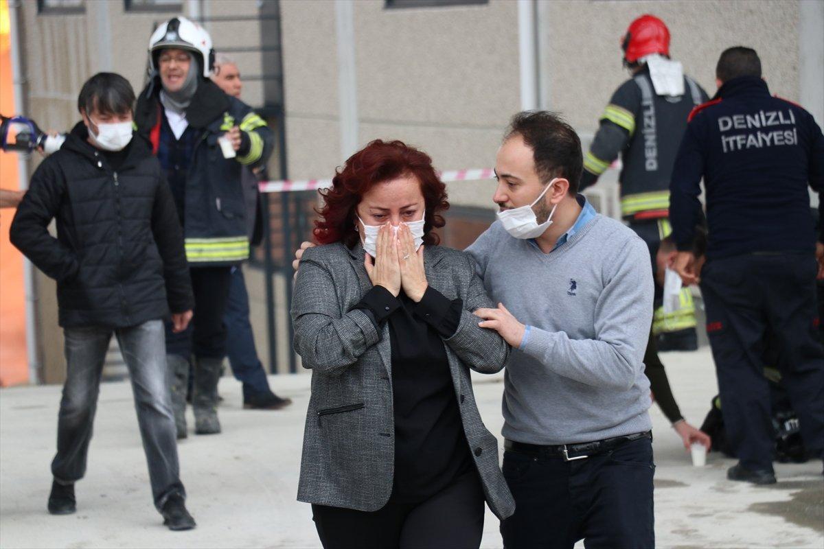 Denizli'de fabrikada yangın