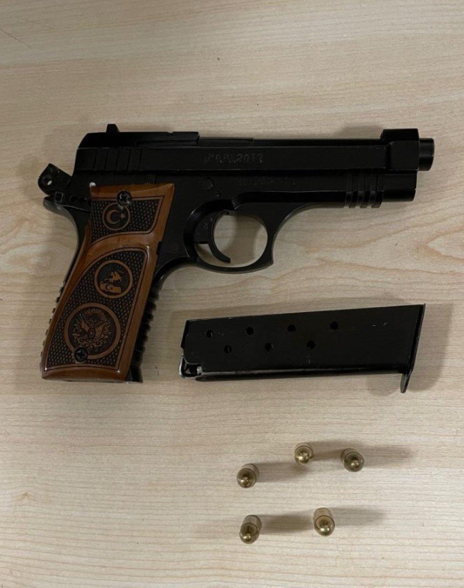 Denizli’de kumar ve fuhuş operasyonunda 11 kişi yakalandı