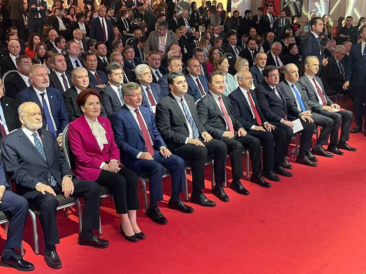 Altı masadan 156 sayfalık anayasa taslağı