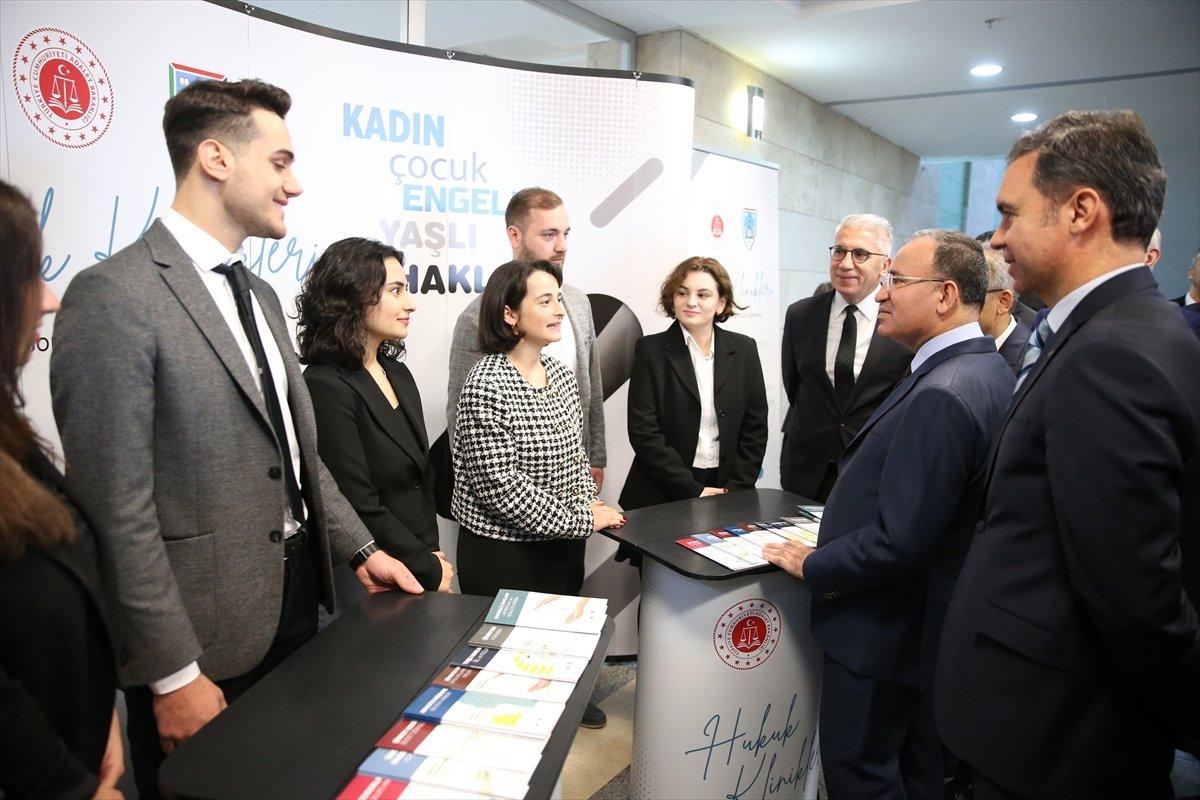 Bekir Bozdağ, hakim ve savcı adaylarıyla bir araya geldi