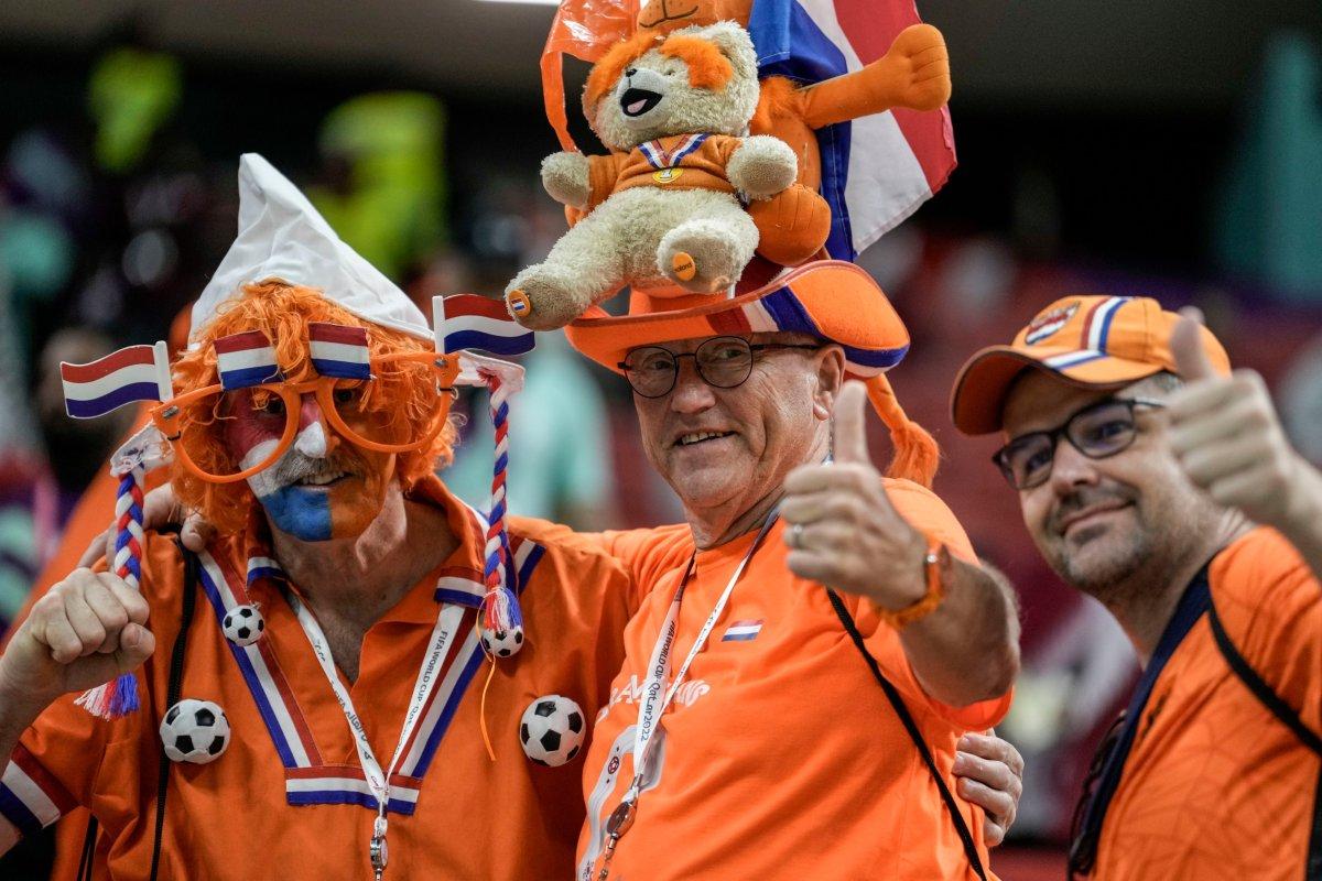 Hollanda 7 puanla grubunu lider tamamladı