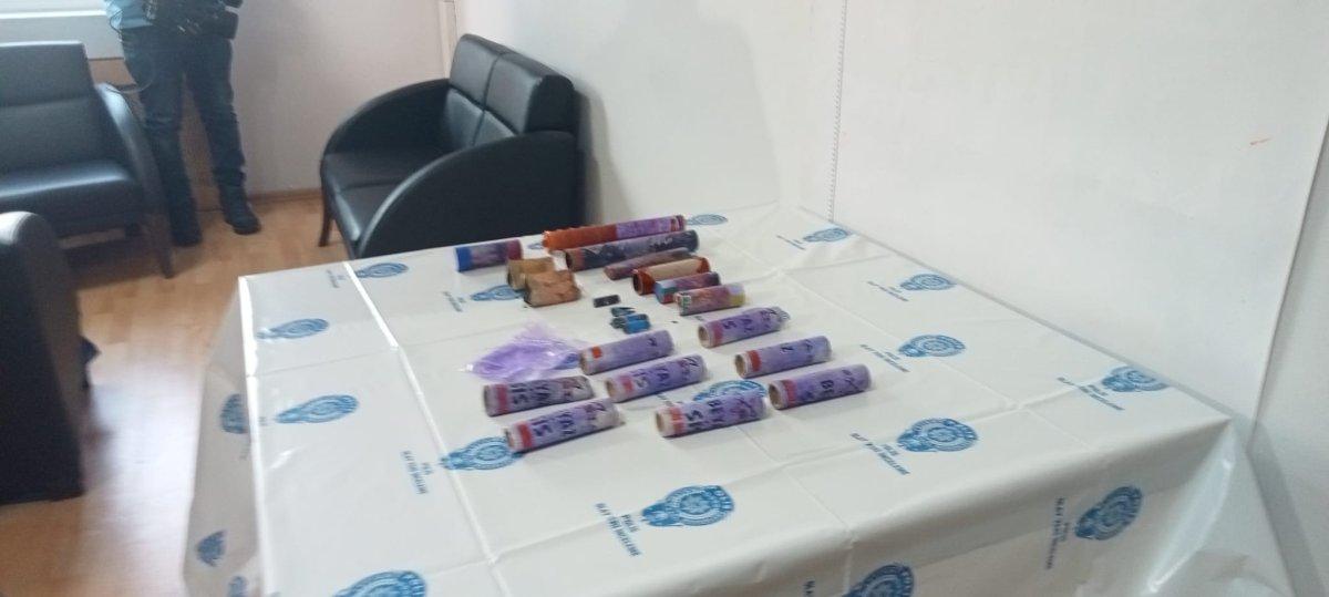 Olaylı maçta ele geçirilen fişek ve maytaplar sergilendi