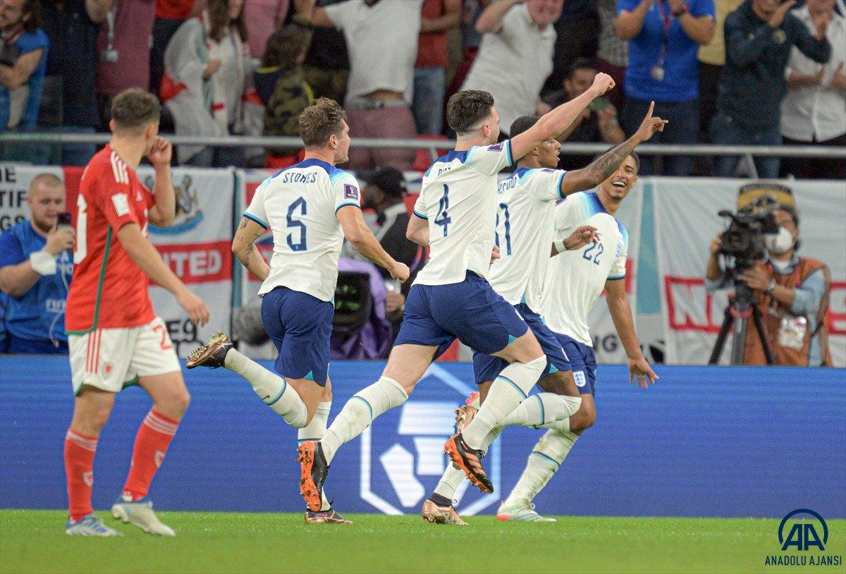 İngiltere güle oynaya gruptan lider çıktı