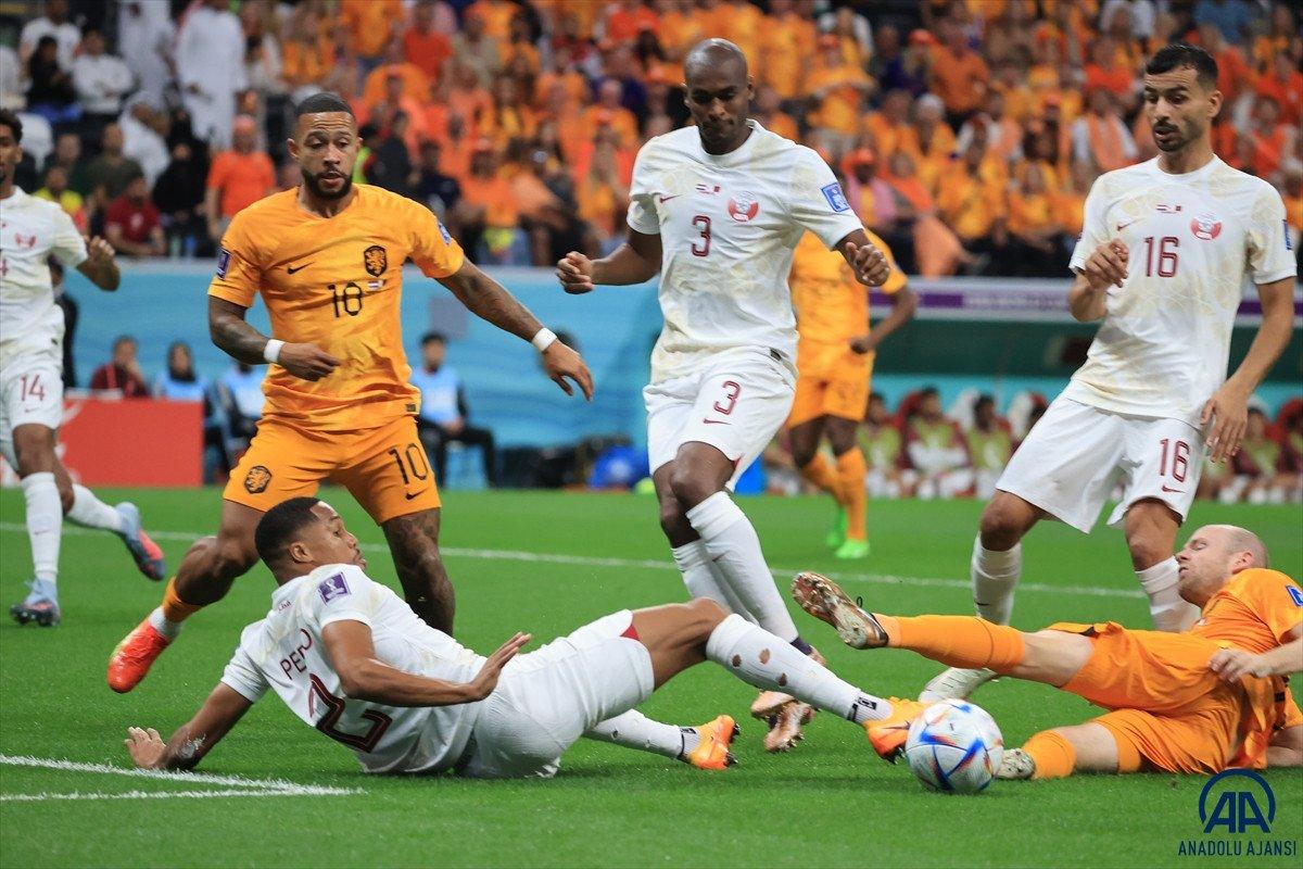 Hollanda 7 puanla grubunu lider tamamladı