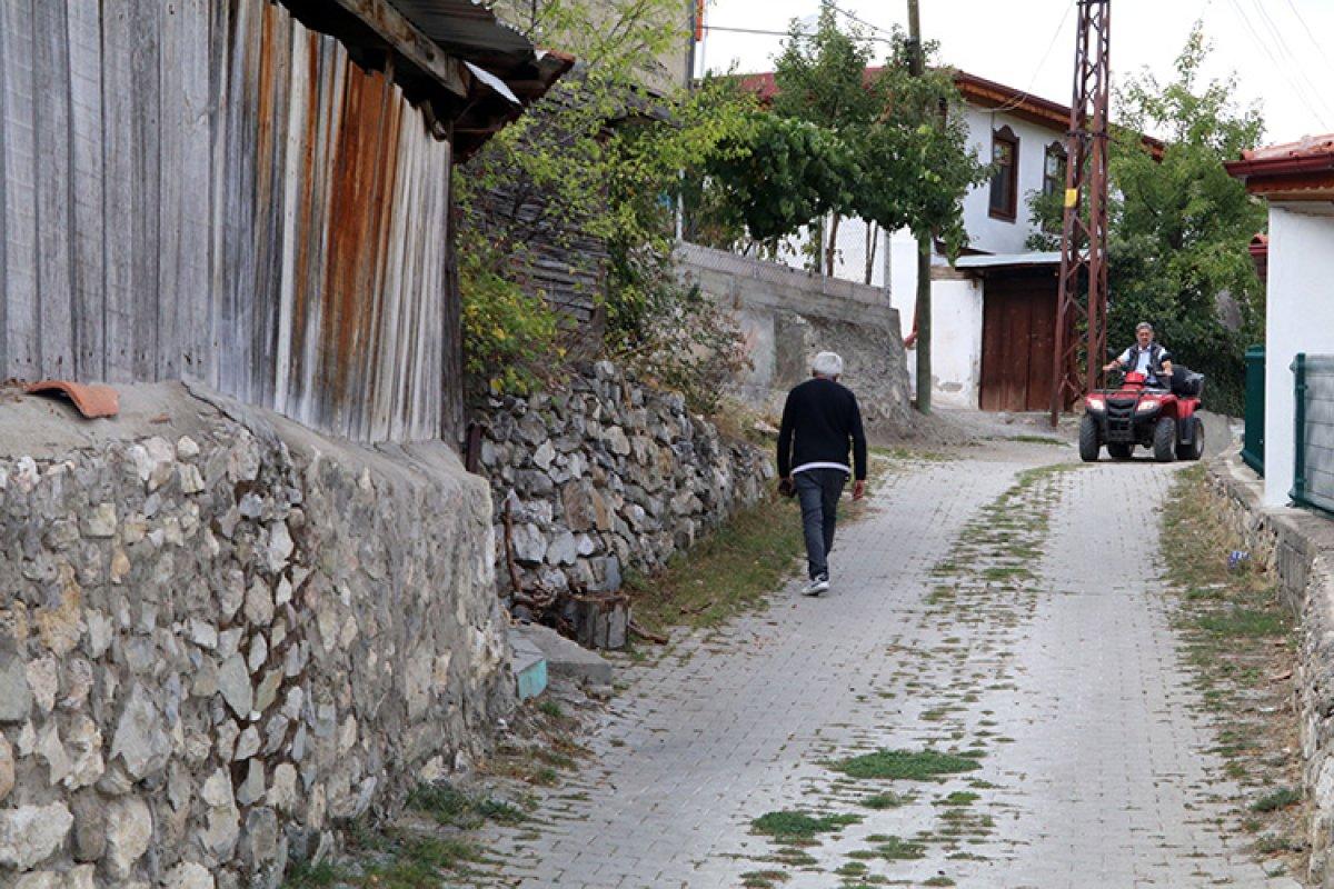 Türkiye'nin en küçük ilçesi Bayramören'de 476 kişi yaşıyor