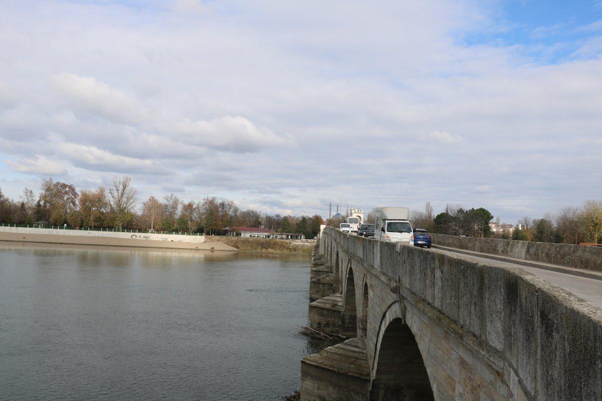 Edirne'de etkili olan yağışlar sonrasında debiler arttı