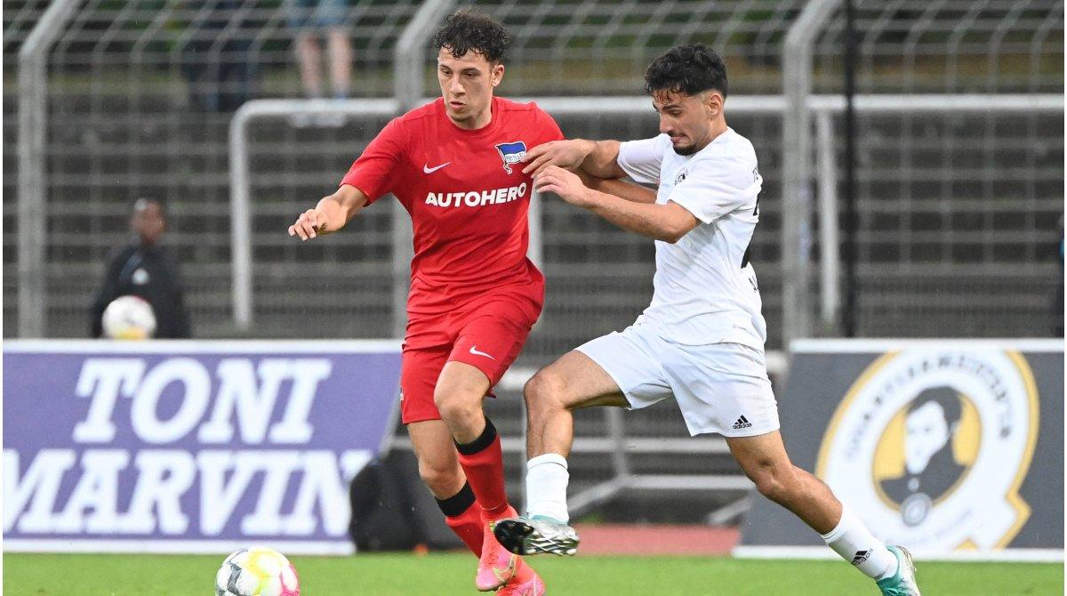 Hertha Berlin, Türk oyuncuyla sözleşme imzaladı