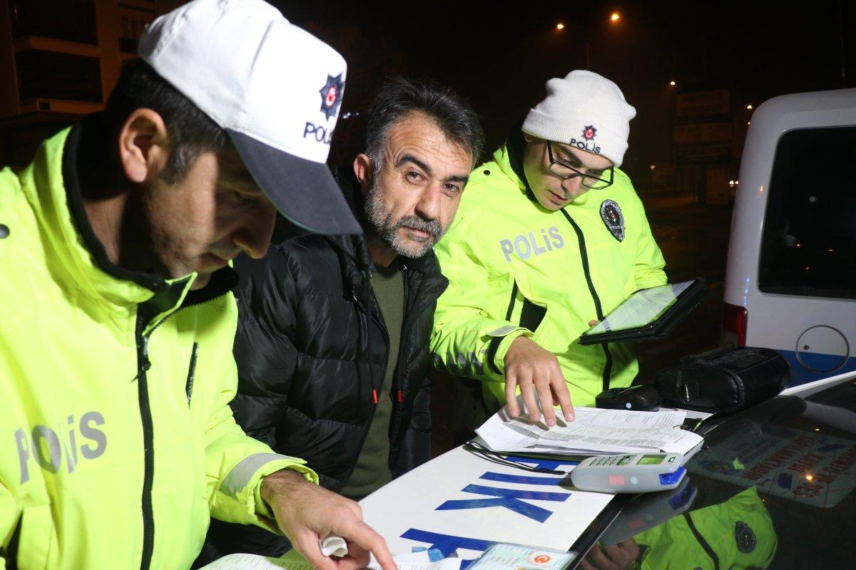 Aksaray'da alkollü sürücüden gazeteciye: Senin Türkiye'de yaşama şansın yok 