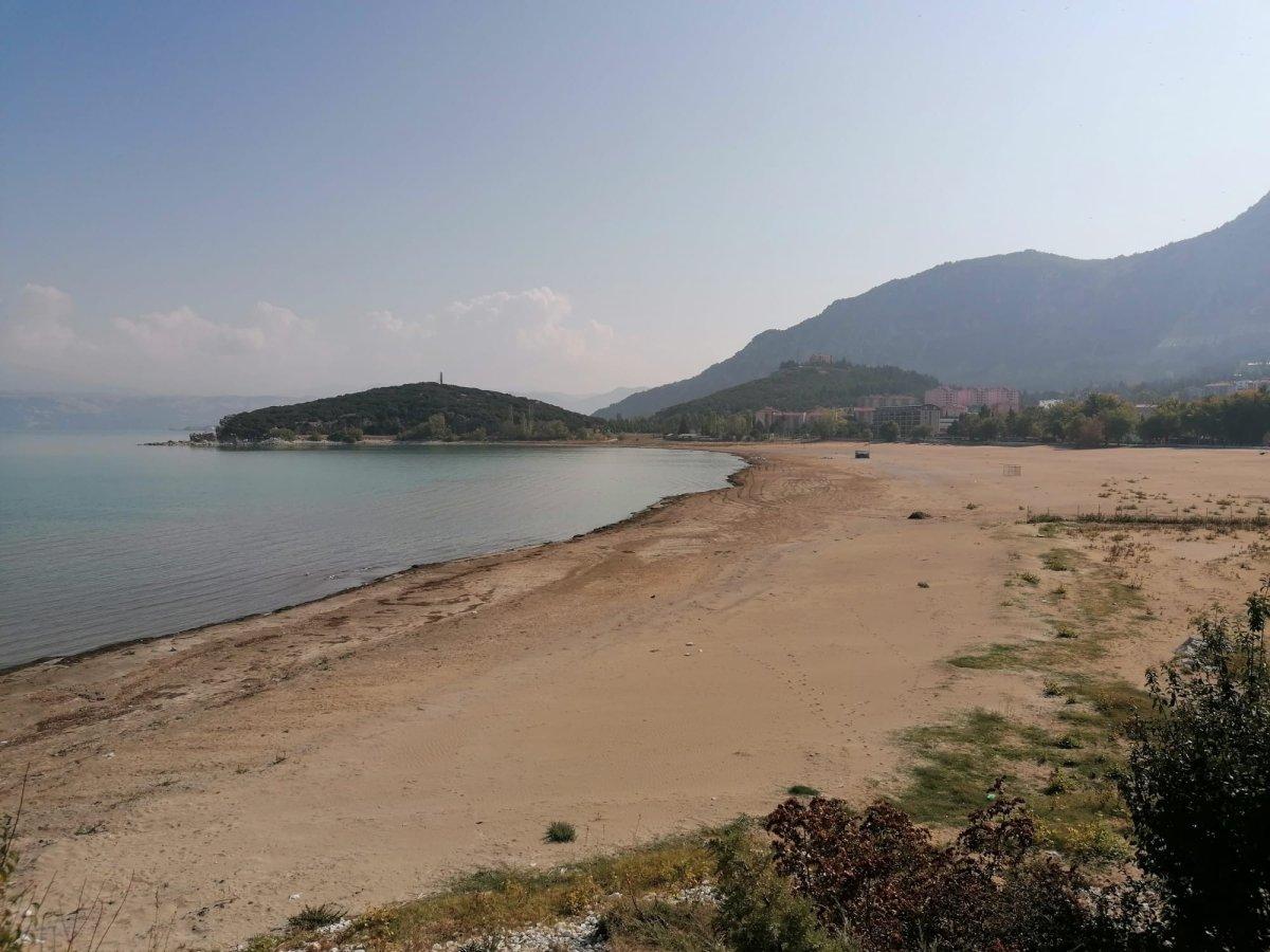 Eğirdir Gölü'nde son 6 santimetre kaldı 