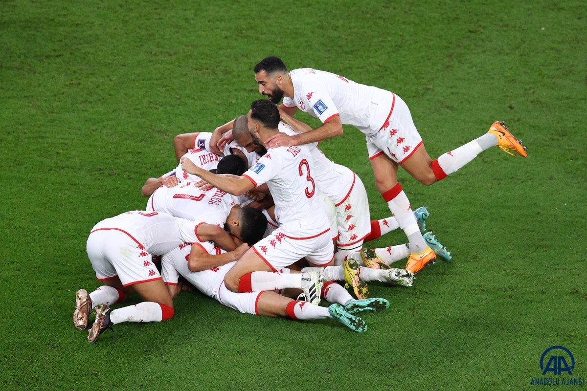 Fransa Tunus'a yenilmesine rağmen gruptan lider çıktı