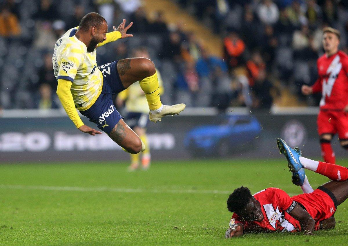 Fenerbahçe hazırlık maçında Rayo Vallecano'yu üç golle geçti