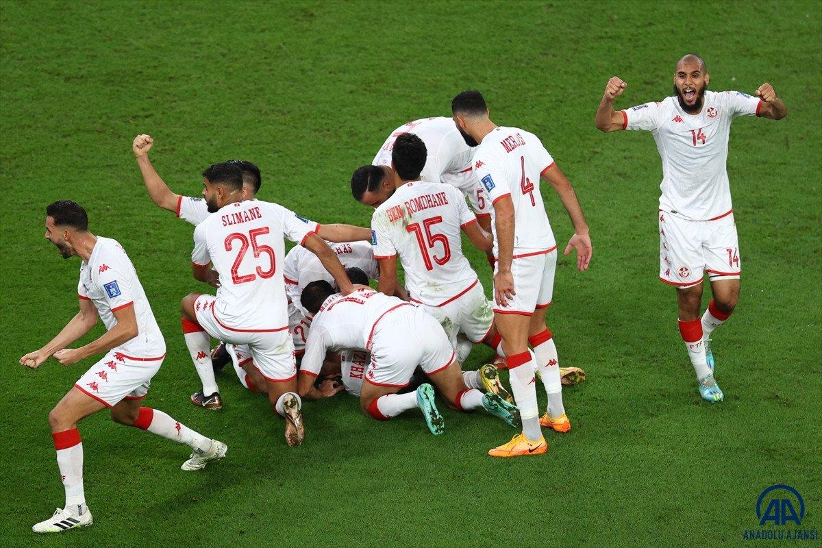 Fransa Tunus'a yenilmesine rağmen gruptan lider çıktı