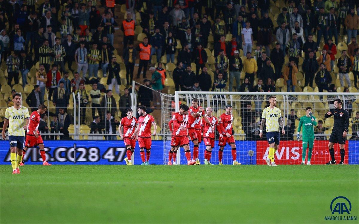 Fenerbahçe hazırlık maçında Rayo Vallecano'yu üç golle geçti