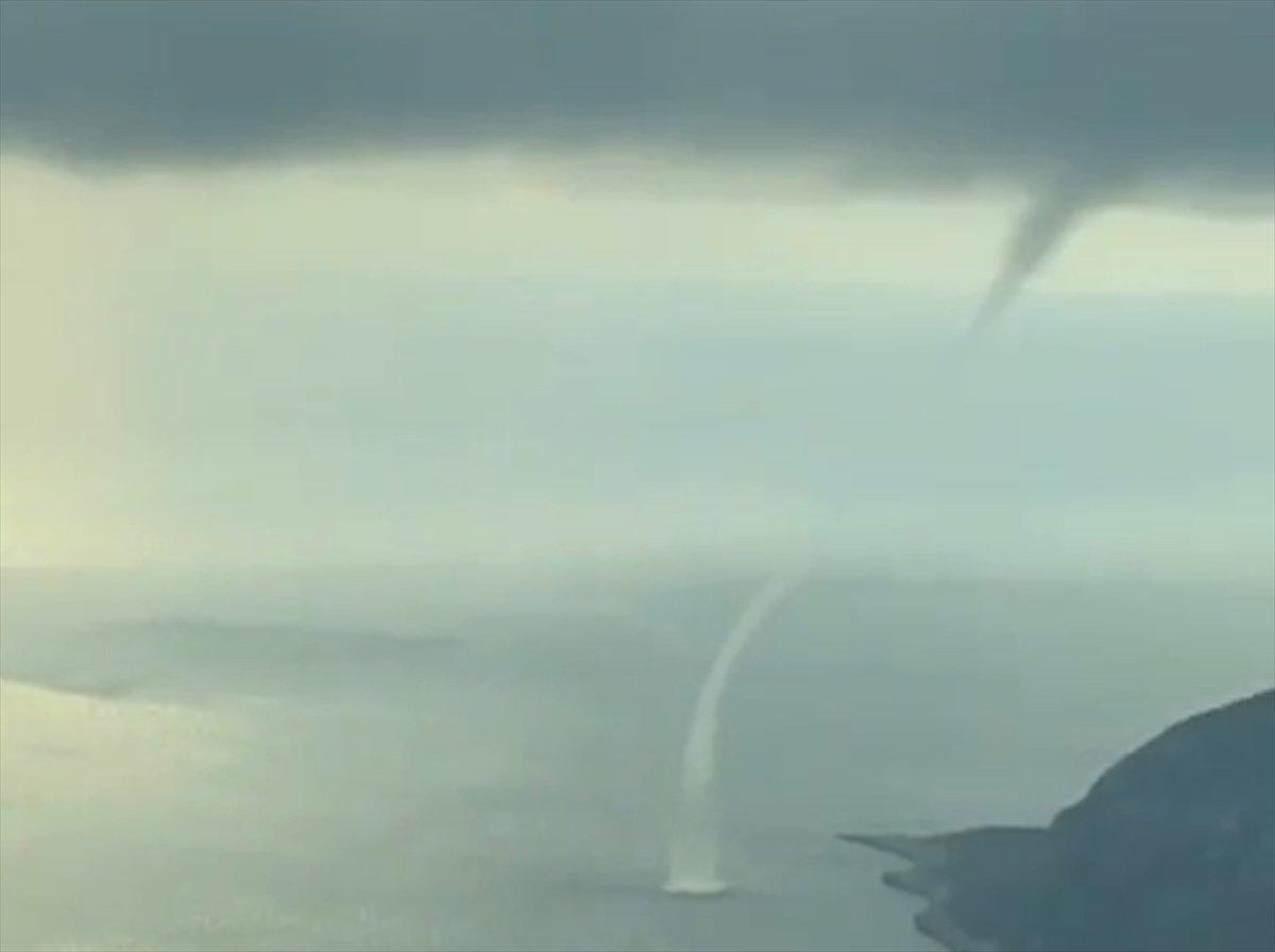 Antalya'da denizde hortum oluştu