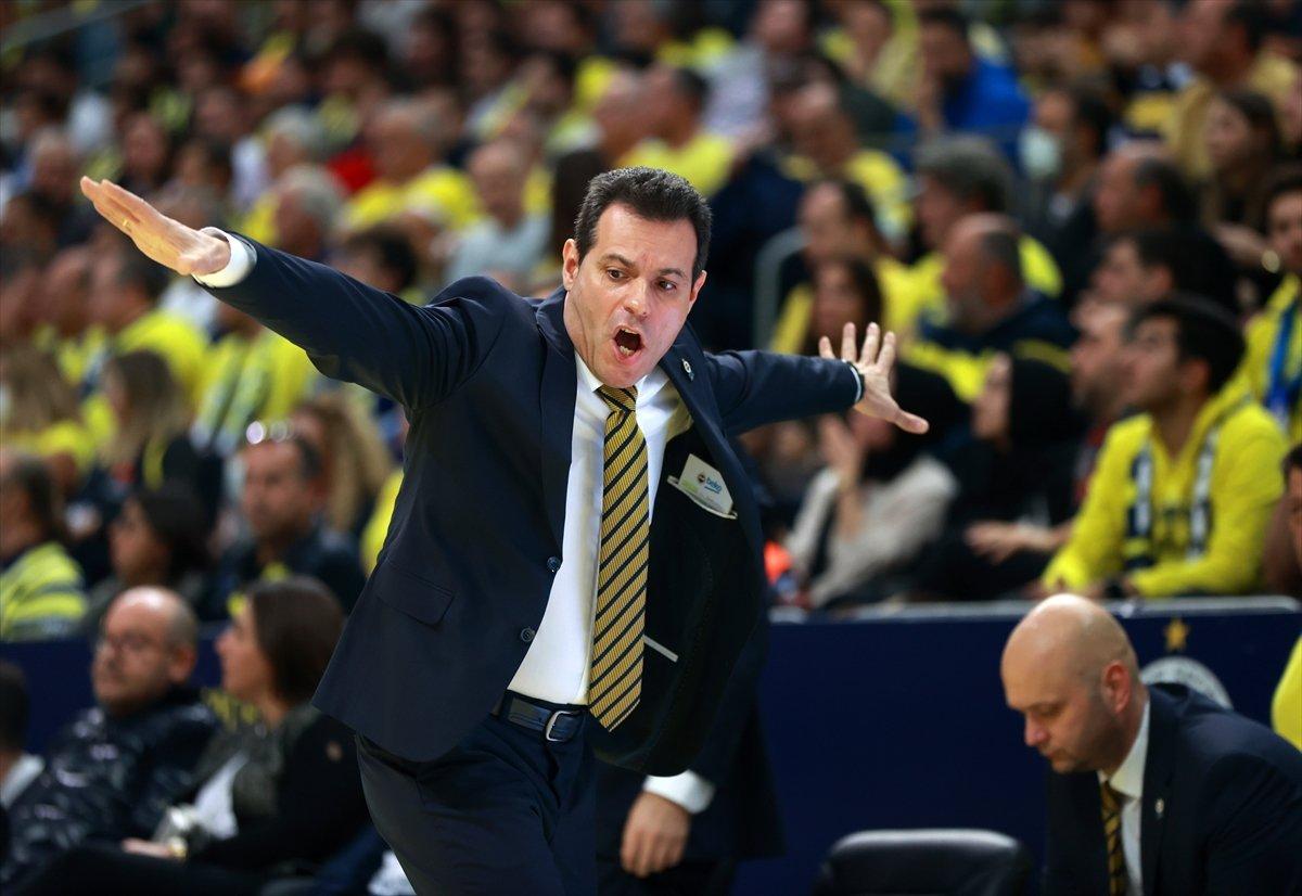 Dimitris Itoudis: Ali Koç'a karşı büyük sorumluluklarımız var