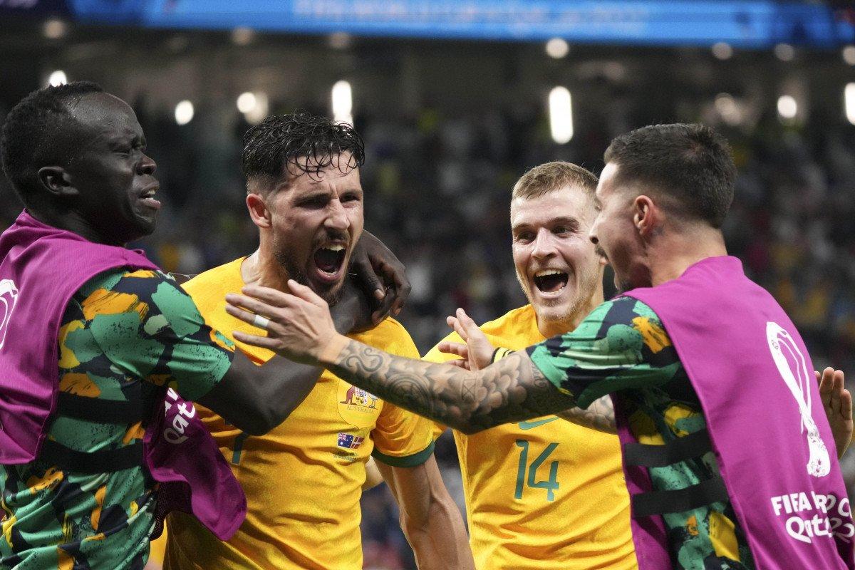 Avustralya Danimarka'yı yenerek gruptan çıktı